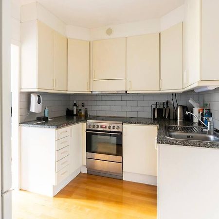 Quite Room In Apartement 오슬로 외부 사진